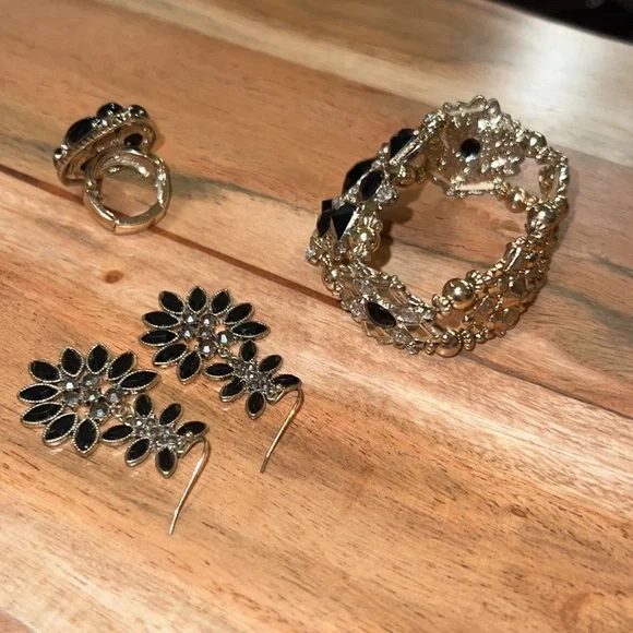 Costume jewelry set black gold & crystal rhinestone one size fits all adjustable - Picture 7 of 16